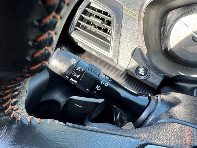 Used 2020 Subaru Crosstrek 2.0i Premium w/ Moonroof Package 1 image 25