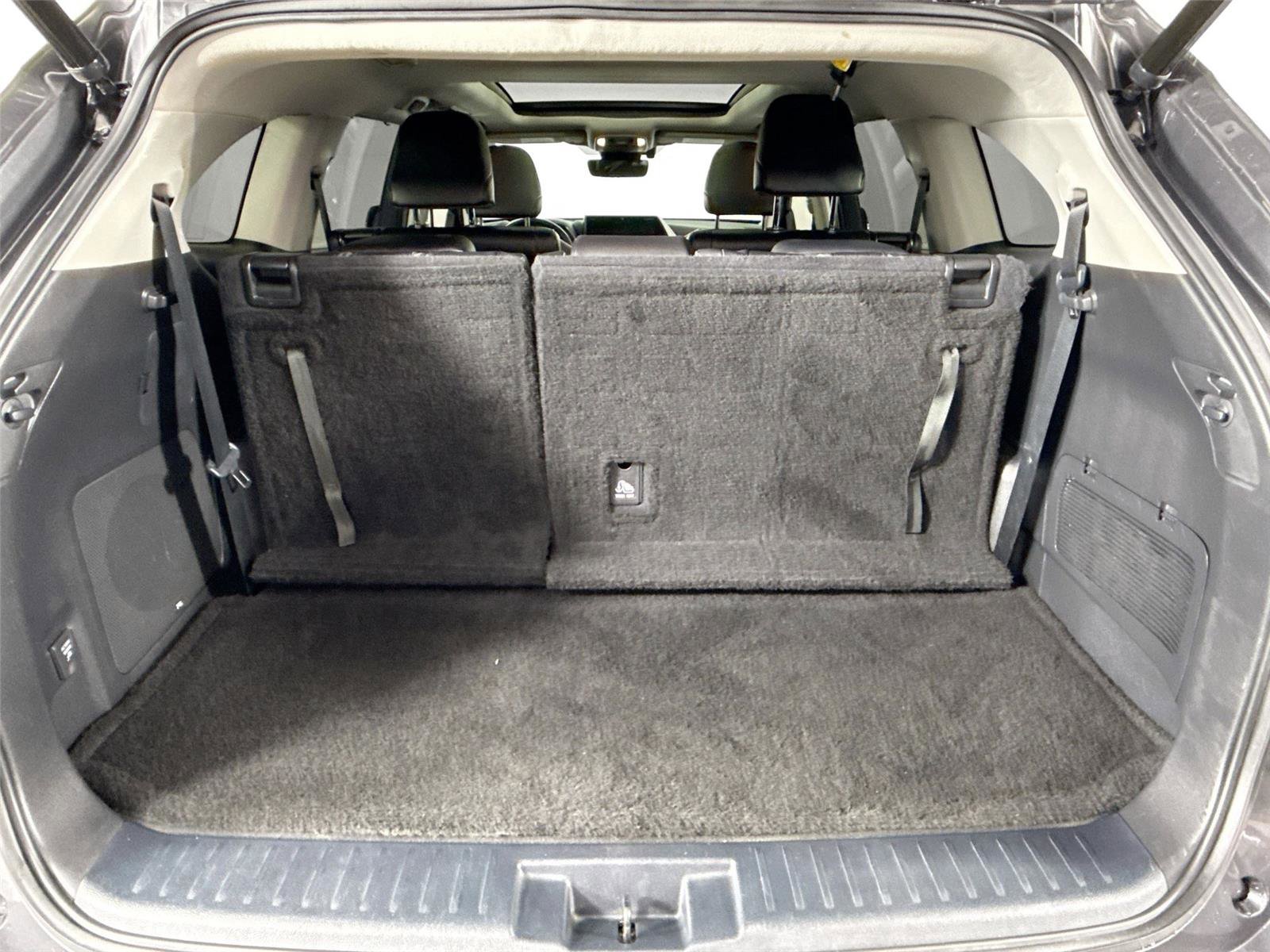 Used 2022 Toyota Highlander Platinum FWD image 41