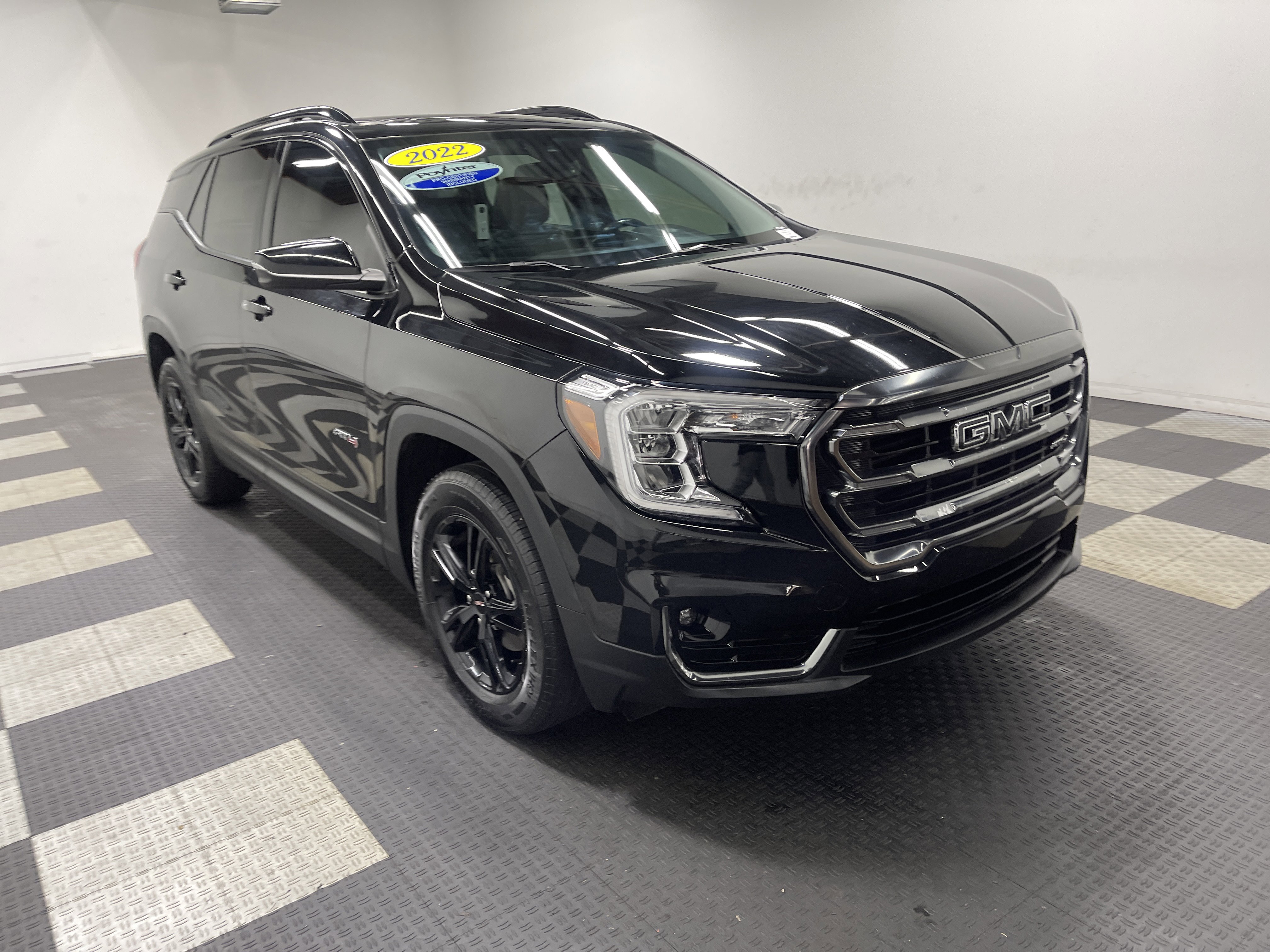 Used 2022 GMC Terrain AT4 image 6