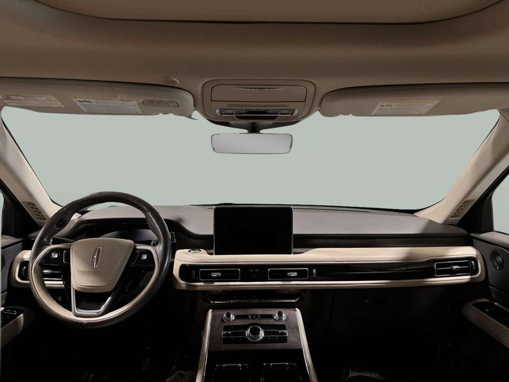 Used 2023 Lincoln Aviator Reserve w/ Equipment Group 201A image 19