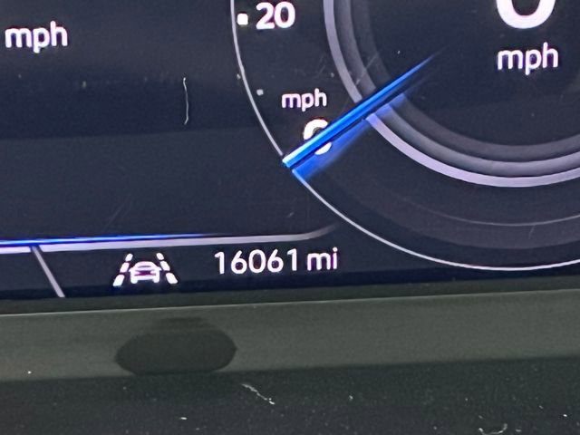 Used 2024 Volkswagen Tiguan SEL R-Line image 42