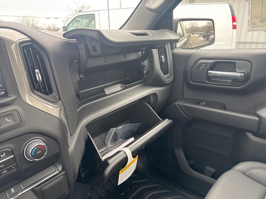 New 2026 Chevrolet Silverado 1500 W/T w/ LPO, Dark Essentials Package AWD/4WD image 39