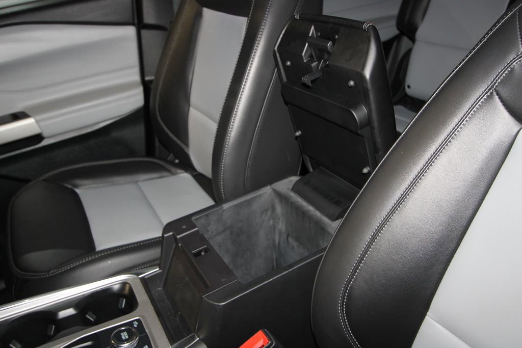 Used 2023 Ford Explorer XLT w/ Equipment Group 202A image 20