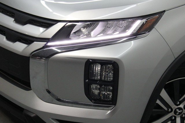 New 2026 Mitsubishi Outlander Sport ES image 2