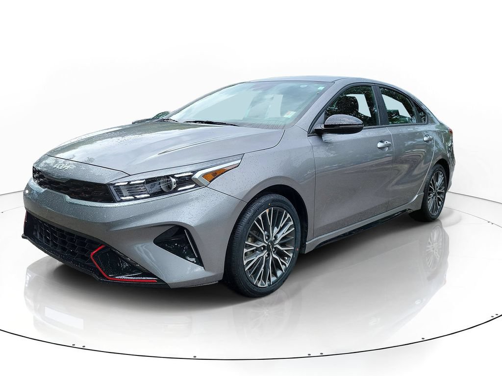 Certified 2023 Kia Forte GT-Line FWD image 4