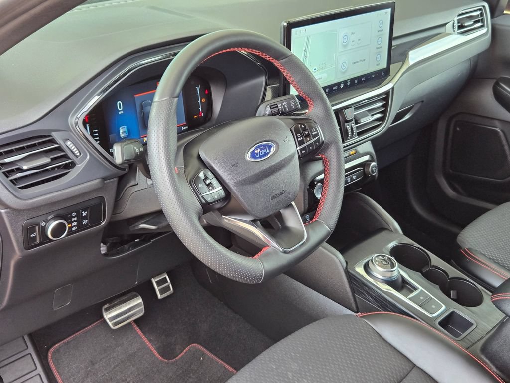 Used 2023 Ford Escape ST-Line w/ Tech Pack #1 AWD/4WD image 10