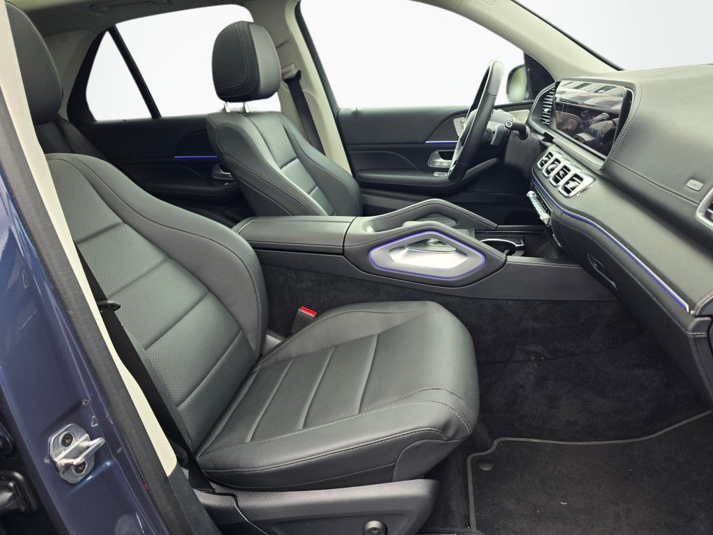 Used 2024 Mercedes-Benz GLE 350 4MATIC w/ Driver Assistance Package image 28