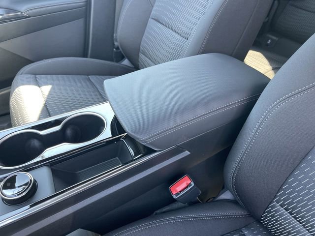 New 2026 Chevrolet Equinox LT w/ Safety and Technology Package FWD image 21