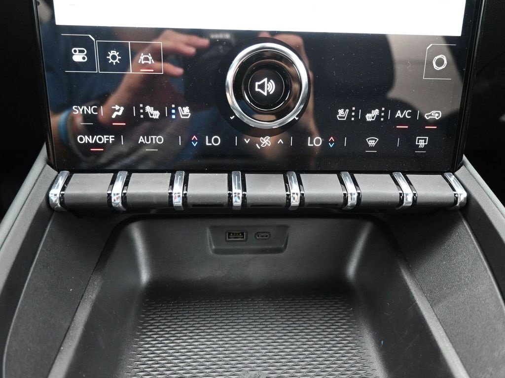 New 2026 GMC Terrain AT4 w/ Convenience Package III image 18