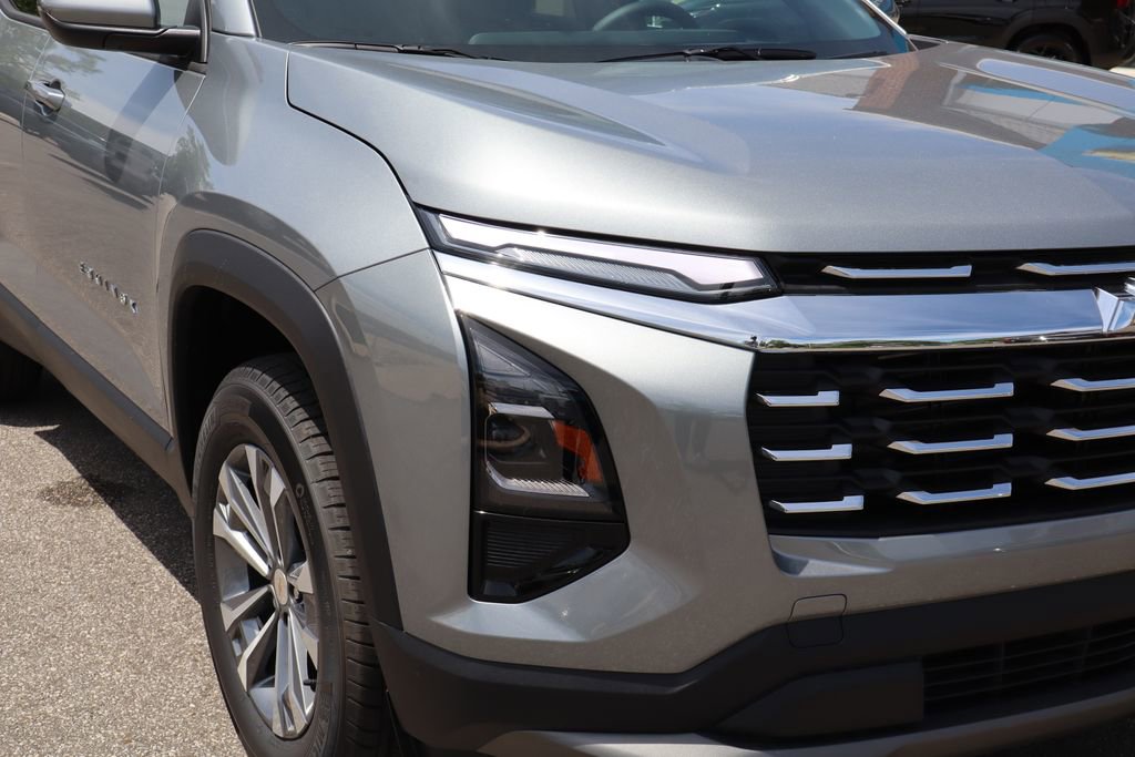 New 2026 Chevrolet Equinox LT w/ Convenience Package II AWD/4WD image 4