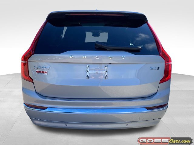 Used 2023 Volvo XC90 B6 Plus w/ Protection Package Premier AWD/4WD image 4