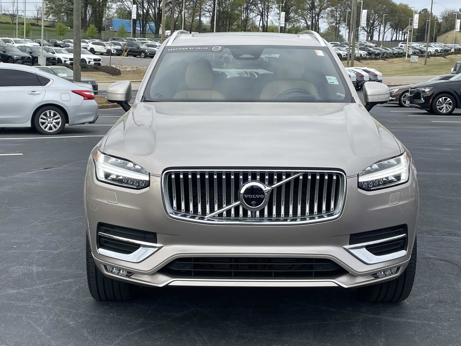 Certified 2024 Volvo XC90 B6 Ultimate w/ Protection Package Premier image 2