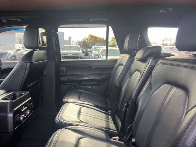 Used 2021 Ford Expedition Limited image 11