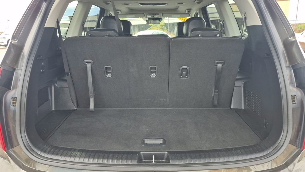 Certified 2025 Kia Telluride S image 17