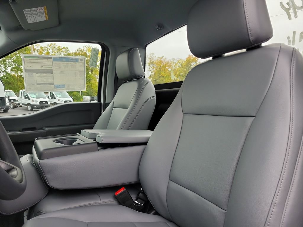 New 2026 Ford F250 XL w/ FX4 Off-Road Package AWD/4WD image 17