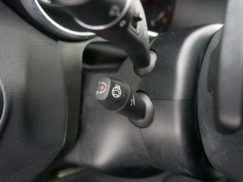 Used 2021 Mercedes-Benz GLC 300 4MATIC image 20