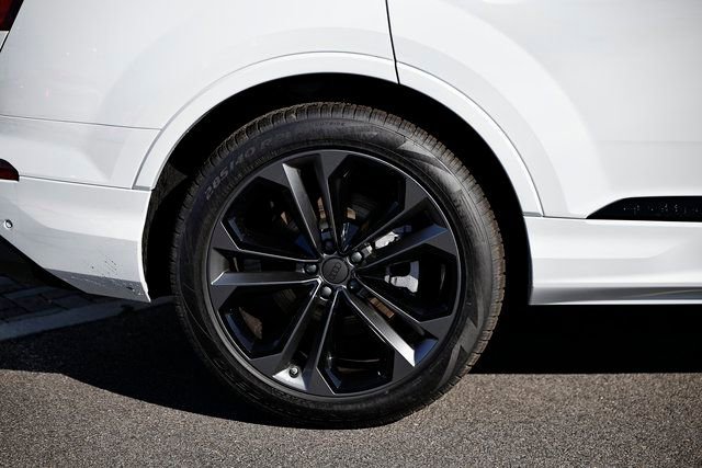 New 2026 Audi Q7 3.0T Premium Plus image 6