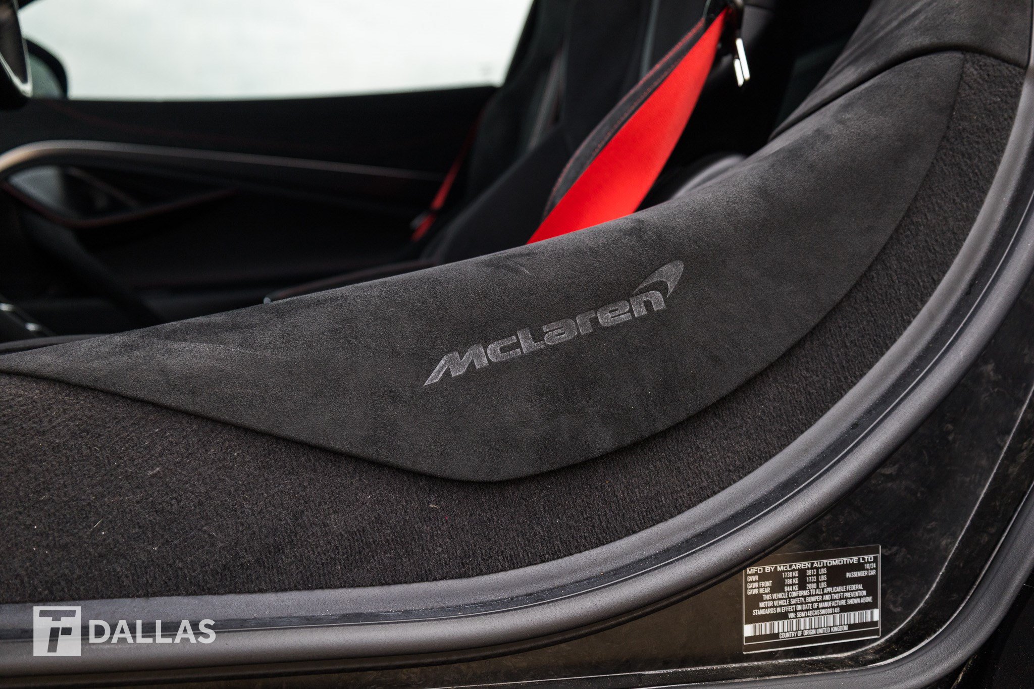 Used 2025 McLaren 750S Spider RWD image 24