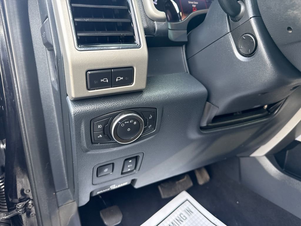 Used 2022 Ford F350 Lariat w/ Lariat Ultimate Package image 34