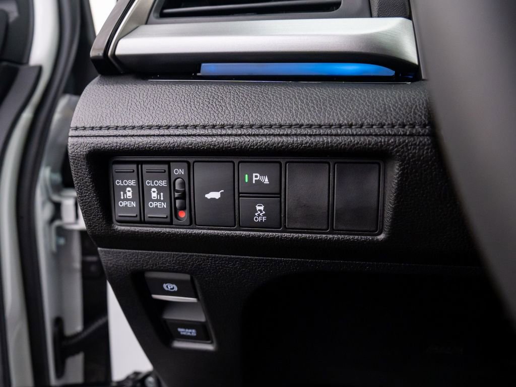 New 2026 Honda Odyssey Touring image 24