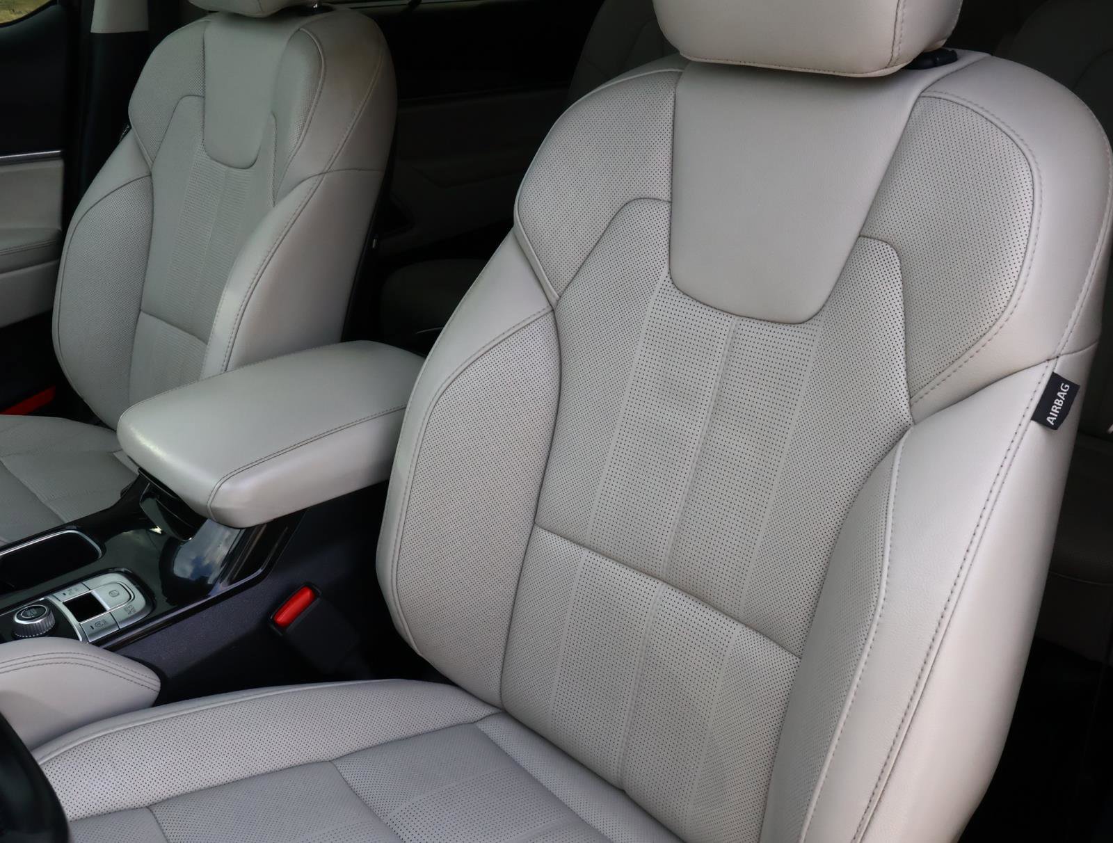 Used 2020 Kia Telluride EX w/ EX Premium Package image 13