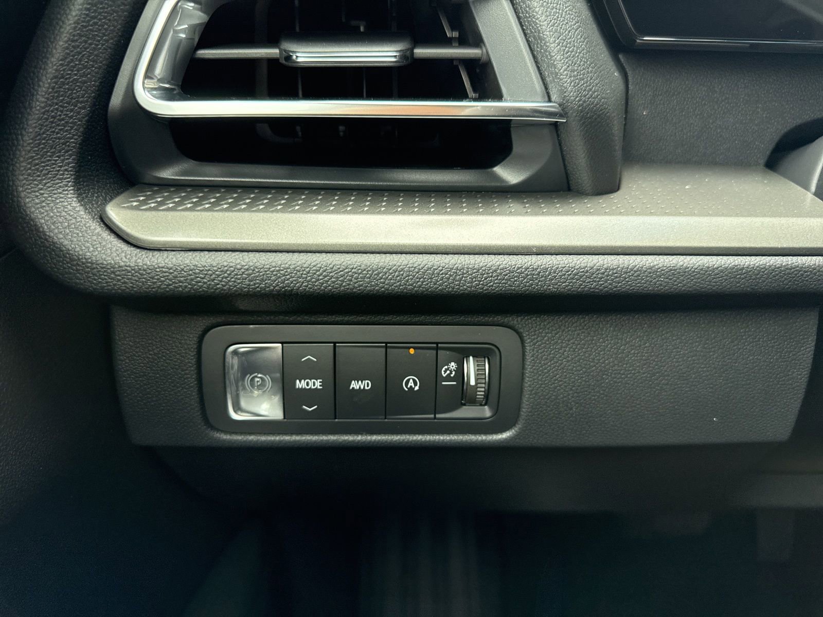 New 2026 Chevrolet Traverse LT AWD/4WD image 37