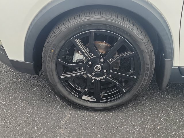 Used 2020 Nissan Kicks SR FWD image 26