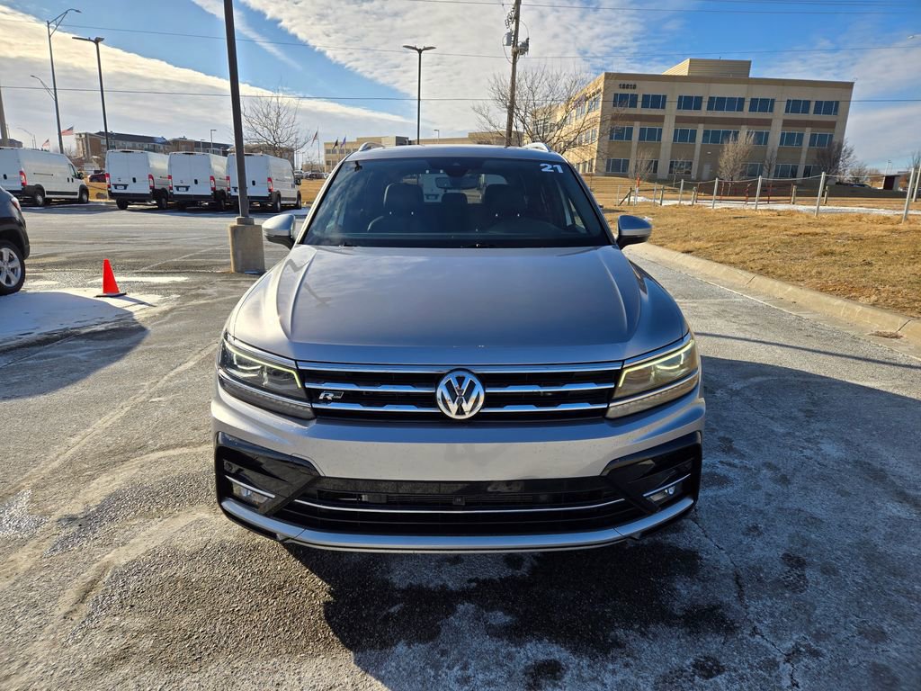 Used 2021 Volkswagen Tiguan SEL Premium R-Line image 10