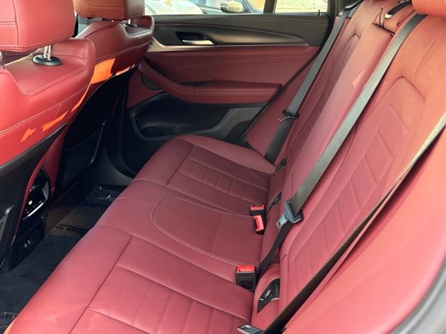 Used 2025 BMW X4 M40i AWD/4WD image 30