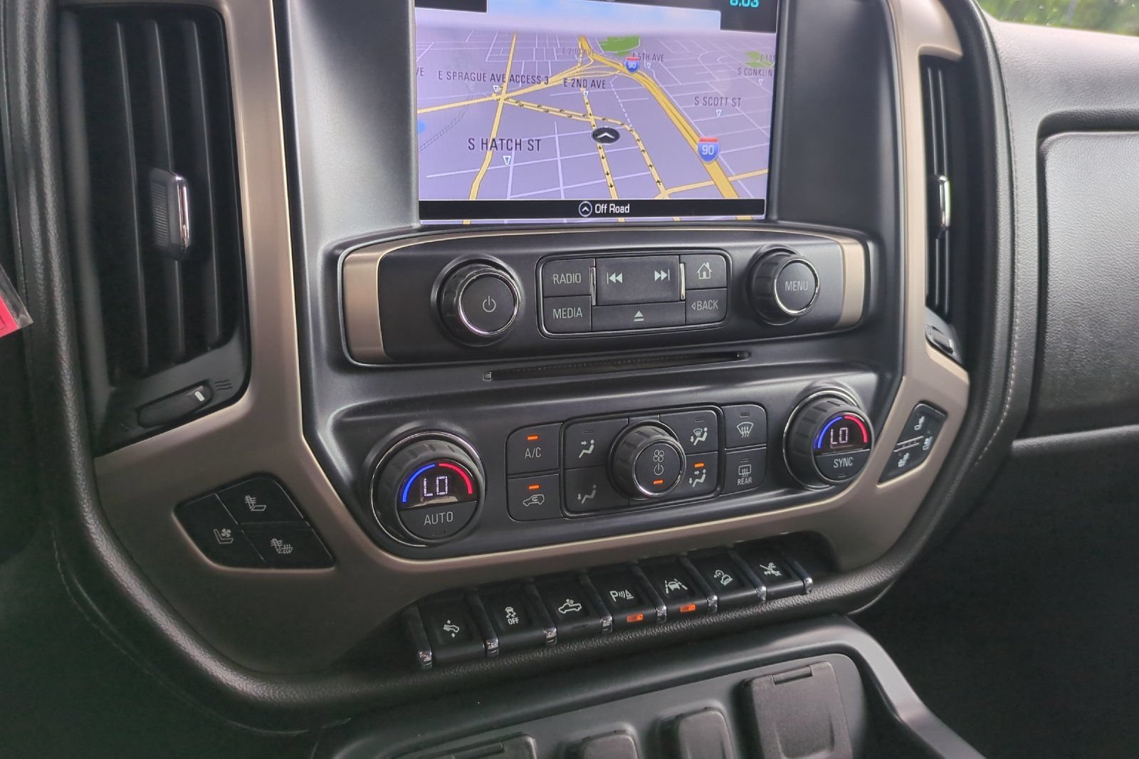 Used 2018 GMC Sierra 1500 Denali w/ Denali Ultimate Package AWD/4WD image 27