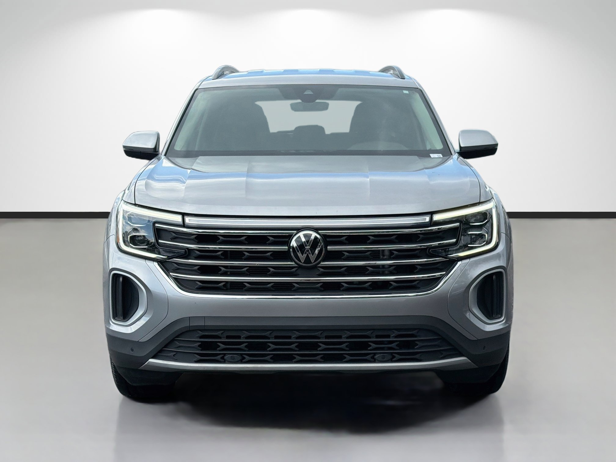 Used 2024 Volkswagen Atlas SE AWD/4WD image 8