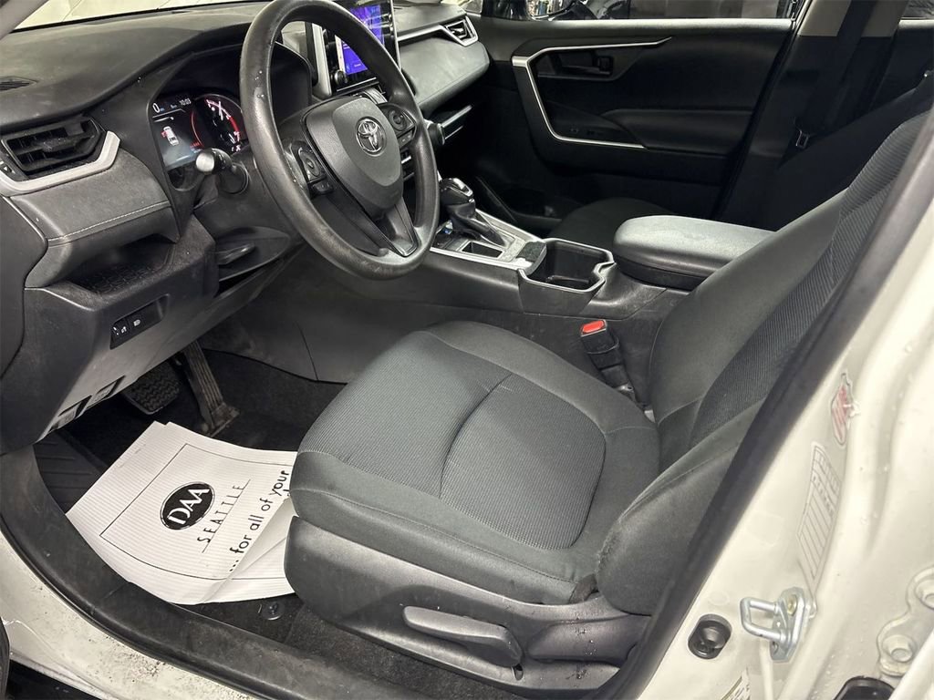 Certified 2024 Toyota RAV4 LE FWD image 3