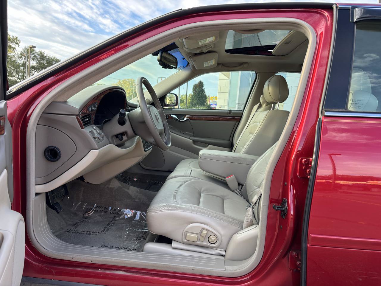 Used 2003 Cadillac De Ville w/ Comfort & Convenience Package FWD image 15