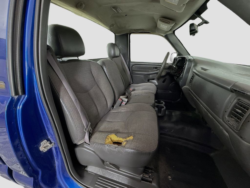 Used 2004 Chevrolet Silverado 1500 W/T RWD image 19