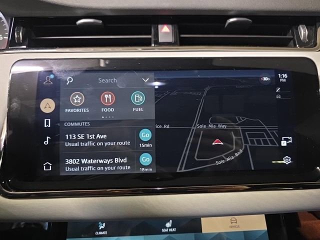 Used 2023 Land Rover Range Rover Evoque R-Dynamic SE image 12