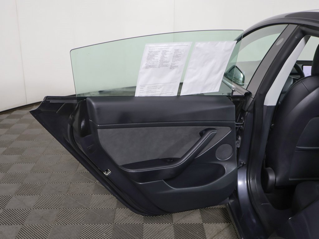 Used 2023 Tesla Model 3 Standard Range image 24