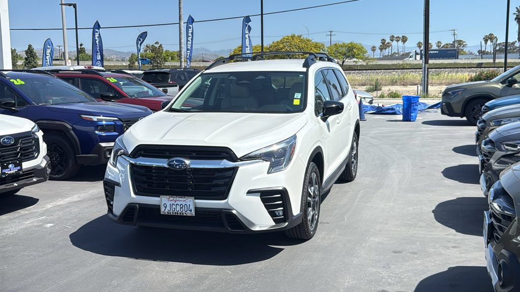 Used 2024 Subaru Ascent Limited AWD/4WD image 3