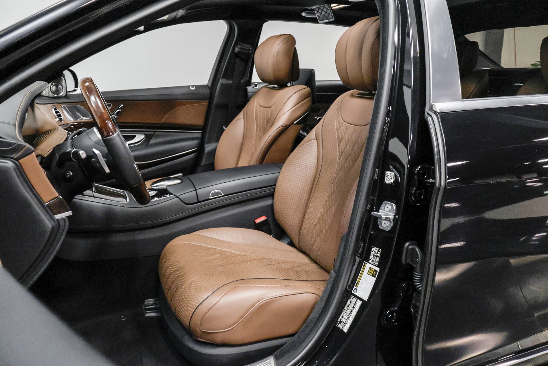 Used 2019 Mercedes-Benz Maybach S 560 4MATIC image 5