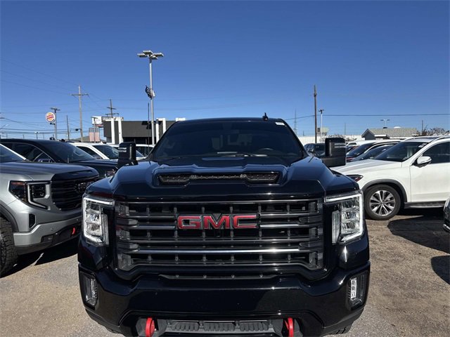 Used 2023 GMC Sierra 2500 AT4 image 2