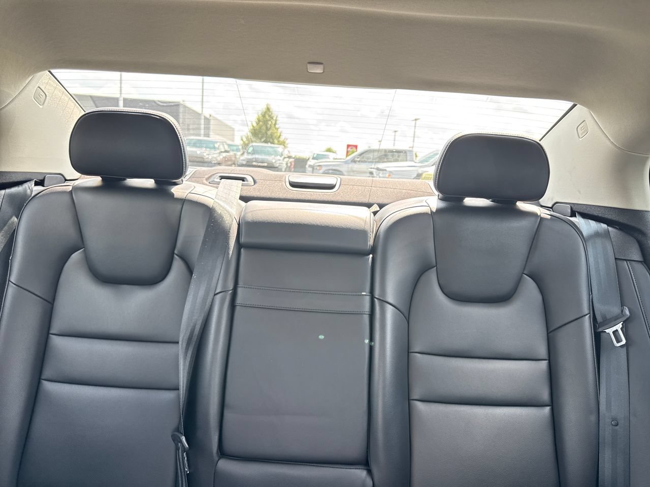 Used 2024 Volvo S60 B5 Core FWD image 30