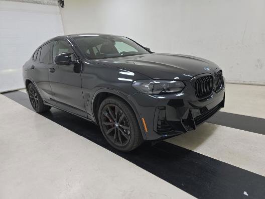Used 2025 BMW X4 M40i w/ Parking Assistance Package image 3