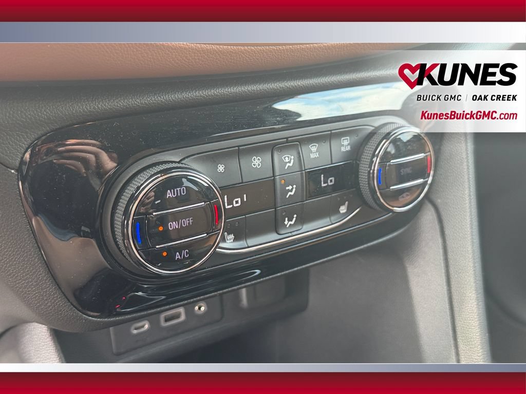 Used 2021 Buick Encore GX Essence w/ Advanced Technology Package AWD/4WD image 28