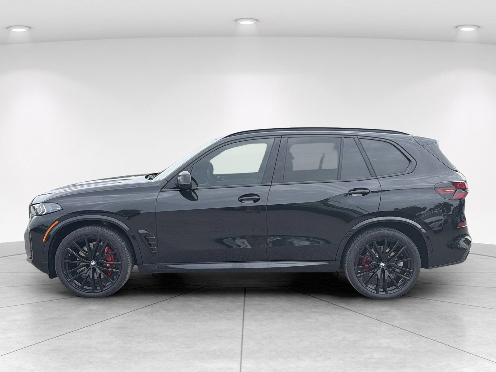 New 2026 BMW X5 xDrive40i w/ M Sport Package AWD/4WD image 7