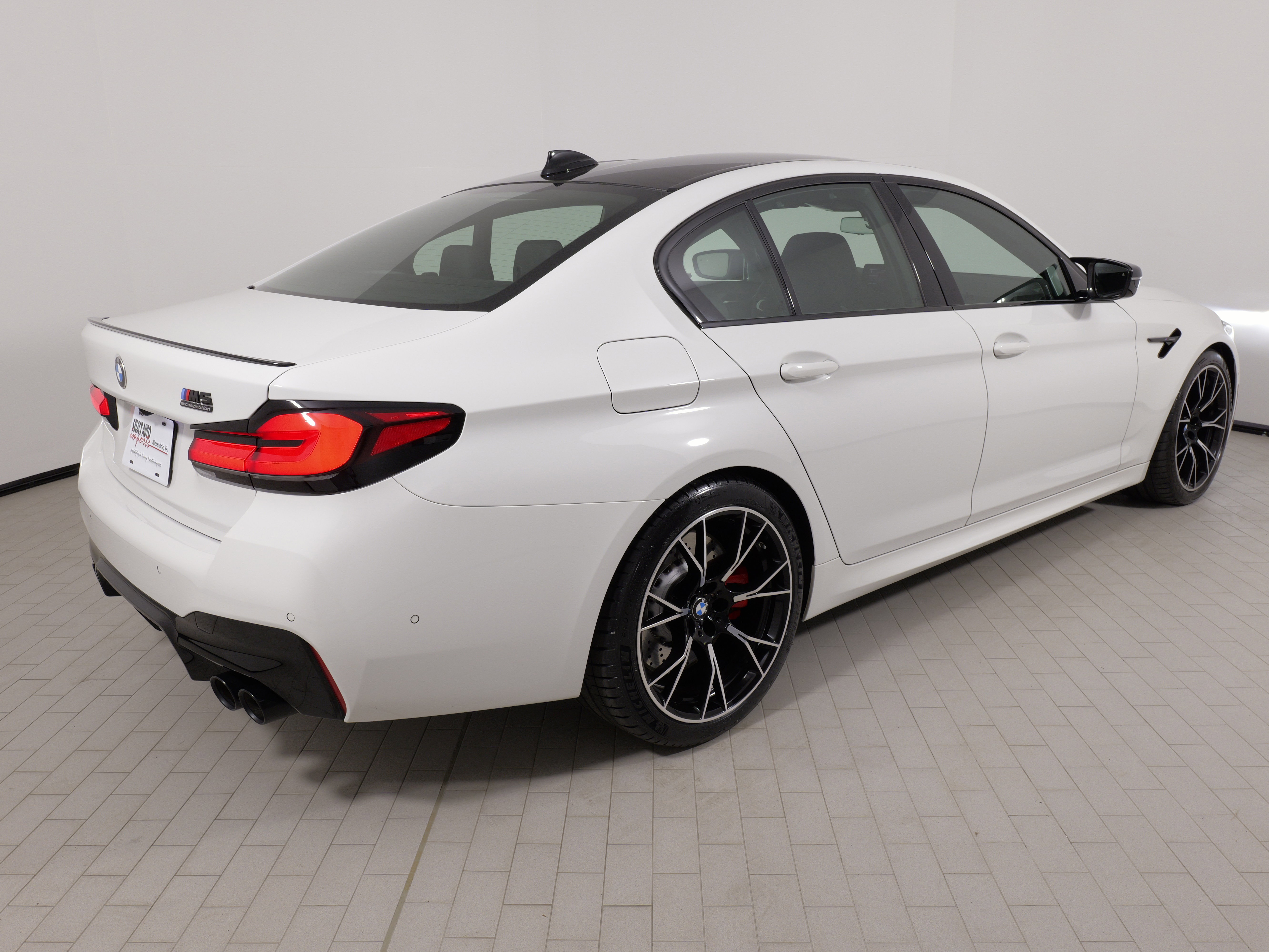Used 2023 BMW M5 w/ Competition Package image 11