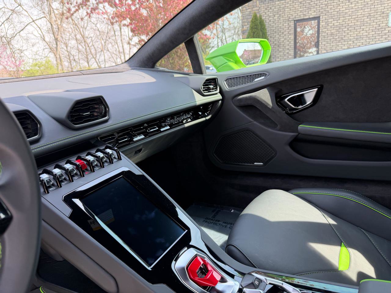 Used 2023 Lamborghini Huracan Tecnica RWD image 27