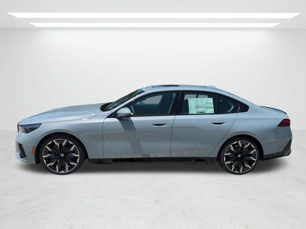 New 2027 BMW 530i xDrive w/ M Sport Package AWD/4WD image 7