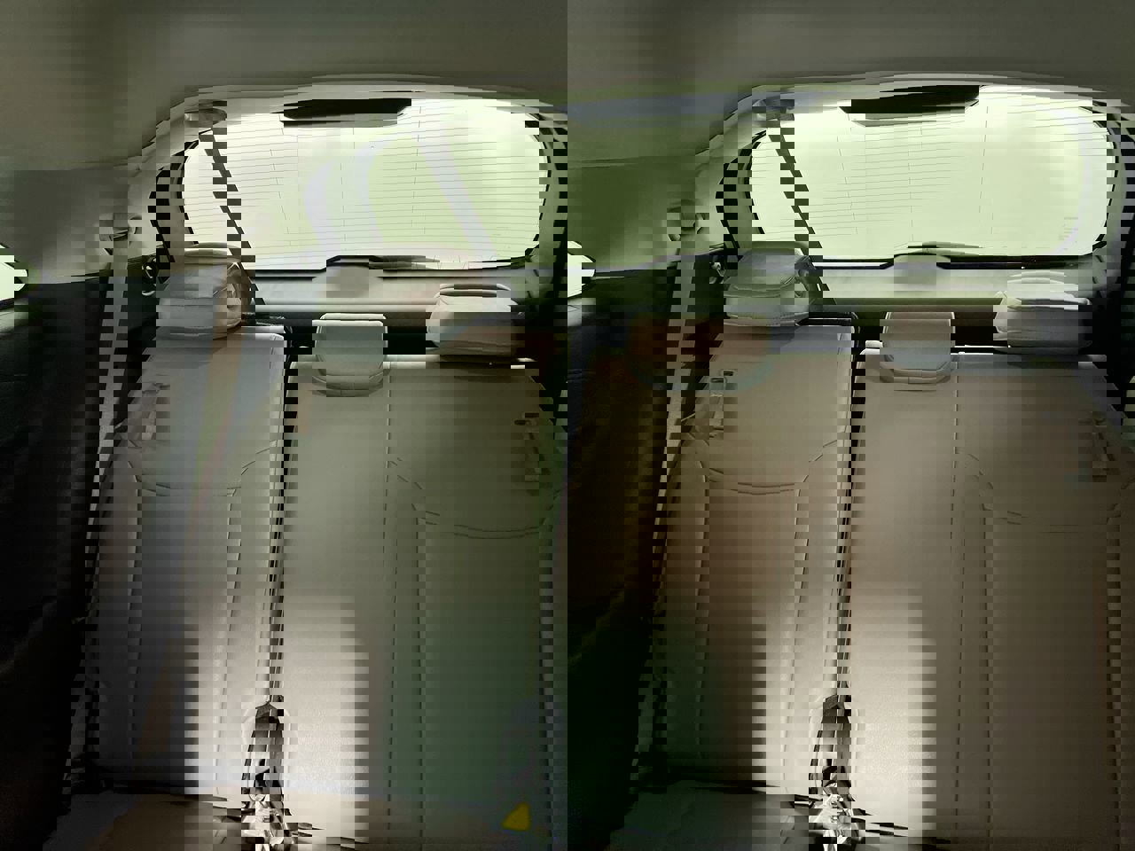 Used 2025 Toyota Sienna XLE image 29