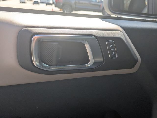 Certified 2024 Ford Bronco Wildtrak image 10