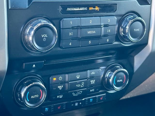 Used 2018 Ford F150 Lariat w/ FX4 Off-Road Package image 17