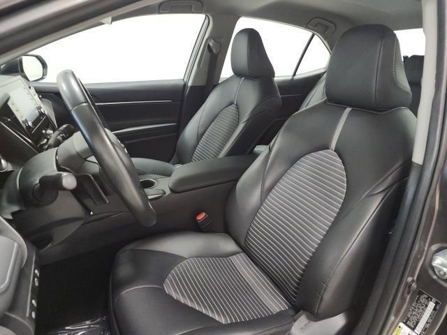 Used 2023 Toyota Camry SE FWD image 19